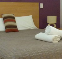 Summit Motel - ACT Tourism