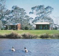Compass Country Cabins - ACT Tourism