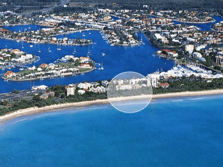 Beachcomber On The Spit - ACT Tourism