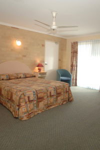 Ambassador Motor Lodge (Best Western) - ACT Tourism 1