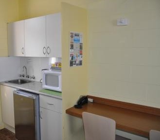 South Seas Motel - ACT Tourism 5