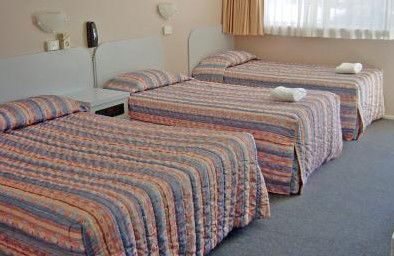 Forster Palms Motel - ACT Tourism 4