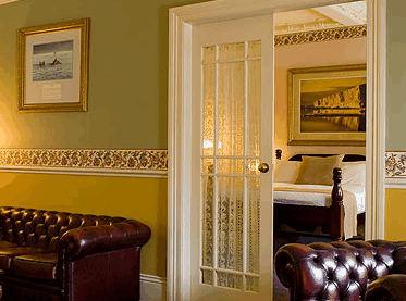 Hadleys Hotel - ACT Tourism 1