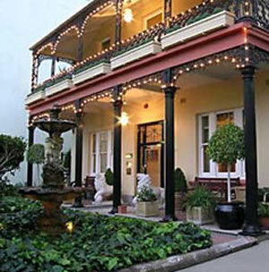 Manor House Boutique Hotel - ACT Tourism 1