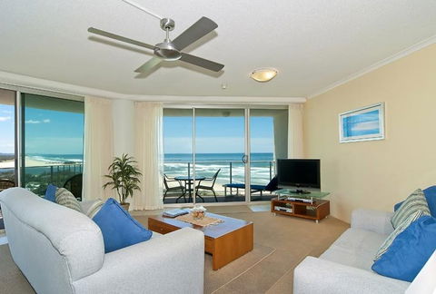 Chateau Royale Beach Resort - ACT Tourism 1