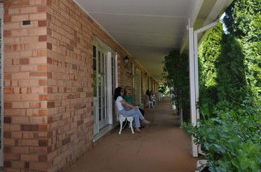 Poplars Inn - ACT Tourism 2