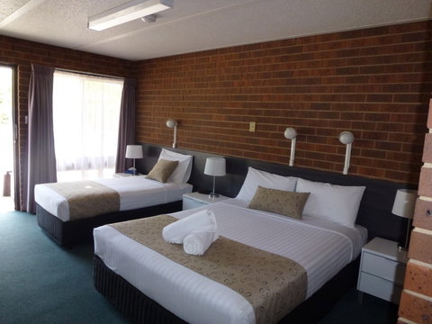 Healesville Motor Inn - ACT Tourism 1