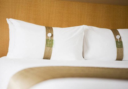 Holiday Inn Potts Point - ACT Tourism 1