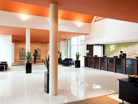 Holiday Inn Potts Point - ACT Tourism 4