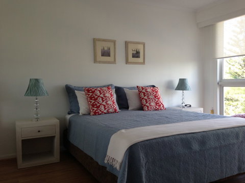 Crest Apartments - ACT Tourism 4