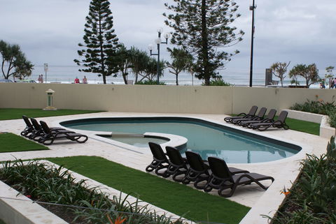 Zenith Apartments - ACT Tourism 3