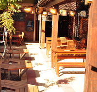 Brecknock Hotel - ACT Tourism