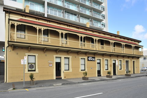 Hotel Tivoli - ACT Tourism 0