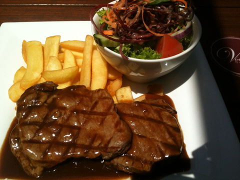 The Victoria Hotel - ACT Tourism 0