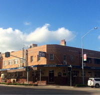 Golden Fleece Hotel - ACT Tourism