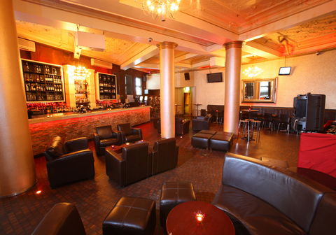 Burdekin Hotel - ACT Tourism 1