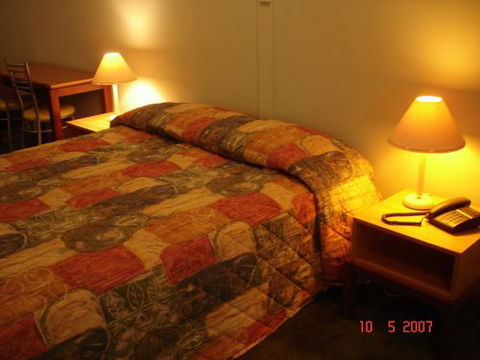 M1 Motel Caboolture - ACT Tourism 1