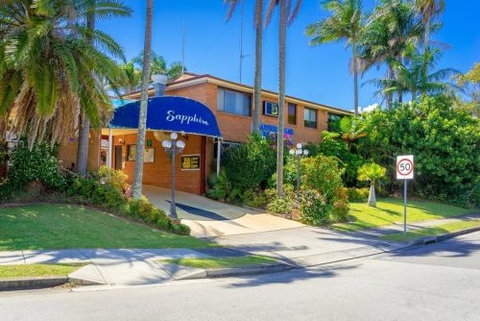 Sapphire Palms Motel - ACT Tourism 7