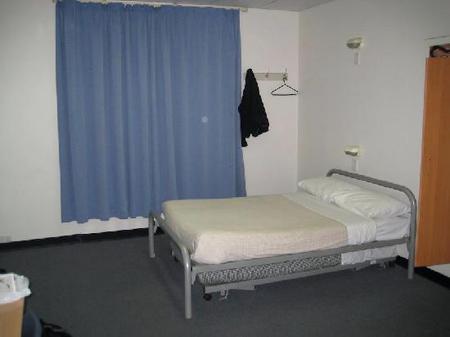 Adelaide Central YHA - ACT Tourism 4