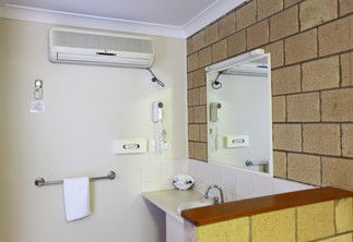 Jacaranda Country Motel - ACT Tourism 3