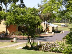 Helidon Natural Springs Spa Resort Motel - ACT Tourism
