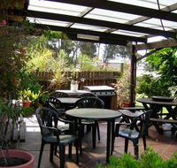 Lake Front Motel - ACT Tourism