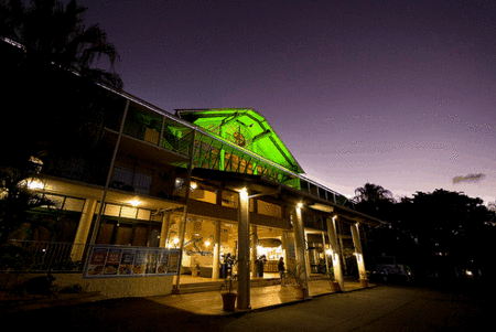 Club Crocodile Airlie Beach - ACT Tourism