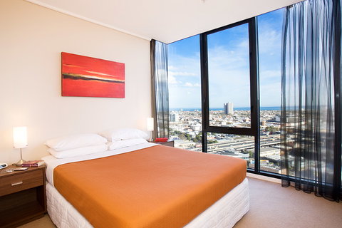 Melbourne Short Stay Apartments - ACT Tourism 0
