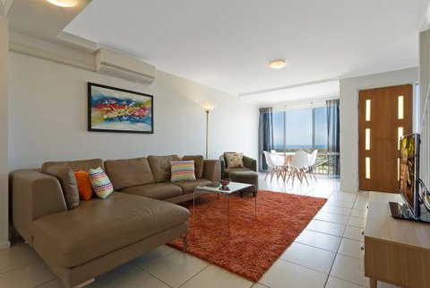 Panoramic Townhouses By Lisa - ACT Tourism 4