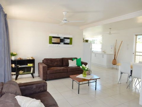 Lucinda Holiday Rentals  - ACT Tourism 3