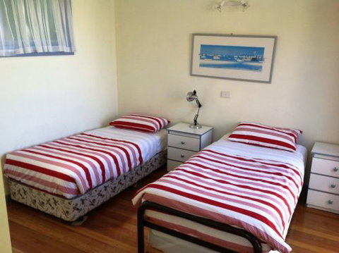 Merimbula Holiday Rentals - ACT Tourism 1
