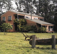Moffat Falls Lodge And Cottages - ACT Tourism