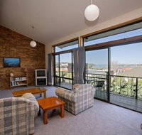 Harbour Lights Holiday Units - ACT Tourism