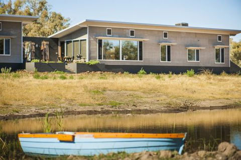 Girragirra Retreat - ACT Tourism 0