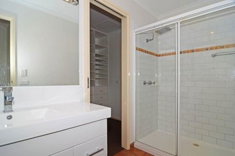 Barrakee Beach House - ACT Tourism 4