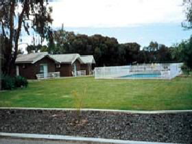 Highview Holiday Village - ACT Tourism 0