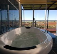 Misty Rose Barossa Chalets - ACT Tourism