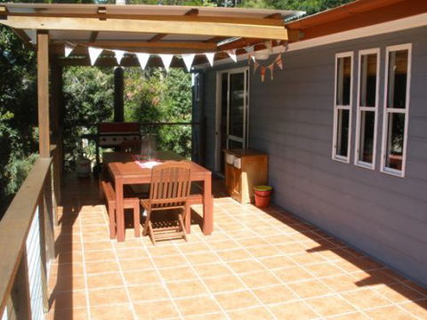 Coochiemudlo Island Family Beach House - ACT Tourism 8