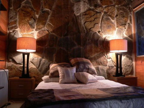 Alcheringa Holiday House - ACT Tourism 1