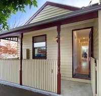 Port Melbourn Cottage - Stay Innercity - ACT Tourism