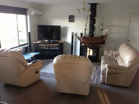 Eaglehawk Neck Beach House - ACT Tourism 5