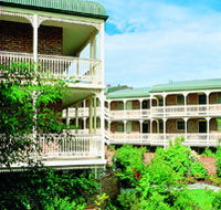 Medina Serviced Apartments Canberra - ACT Tourism