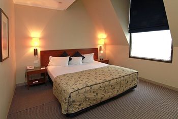 Quality Hotel Batman's Hill On Collins - ACT Tourism 24