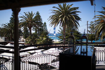 Coogee Bay Hotel - Boutique - ACT Tourism 4