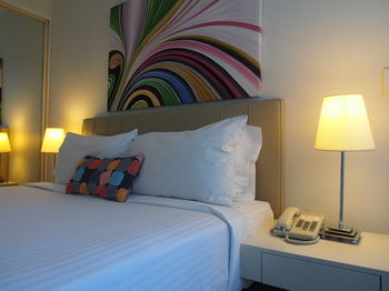 Seasons Harbour Plaza - ACT Tourism 18