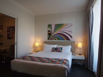 Seasons Harbour Plaza - ACT Tourism 24