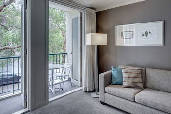 Adina Apartment Hotel Chippendale - ACT Tourism 1