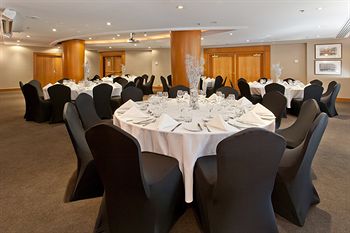 Radisson Hotel & Suites Sydney - ACT Tourism 7