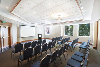 Radisson Hotel & Suites Sydney - ACT Tourism 24