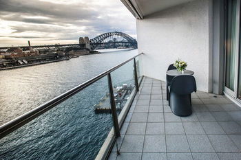 Pullman Quay Grand Sydney Harbour - ACT Tourism 11